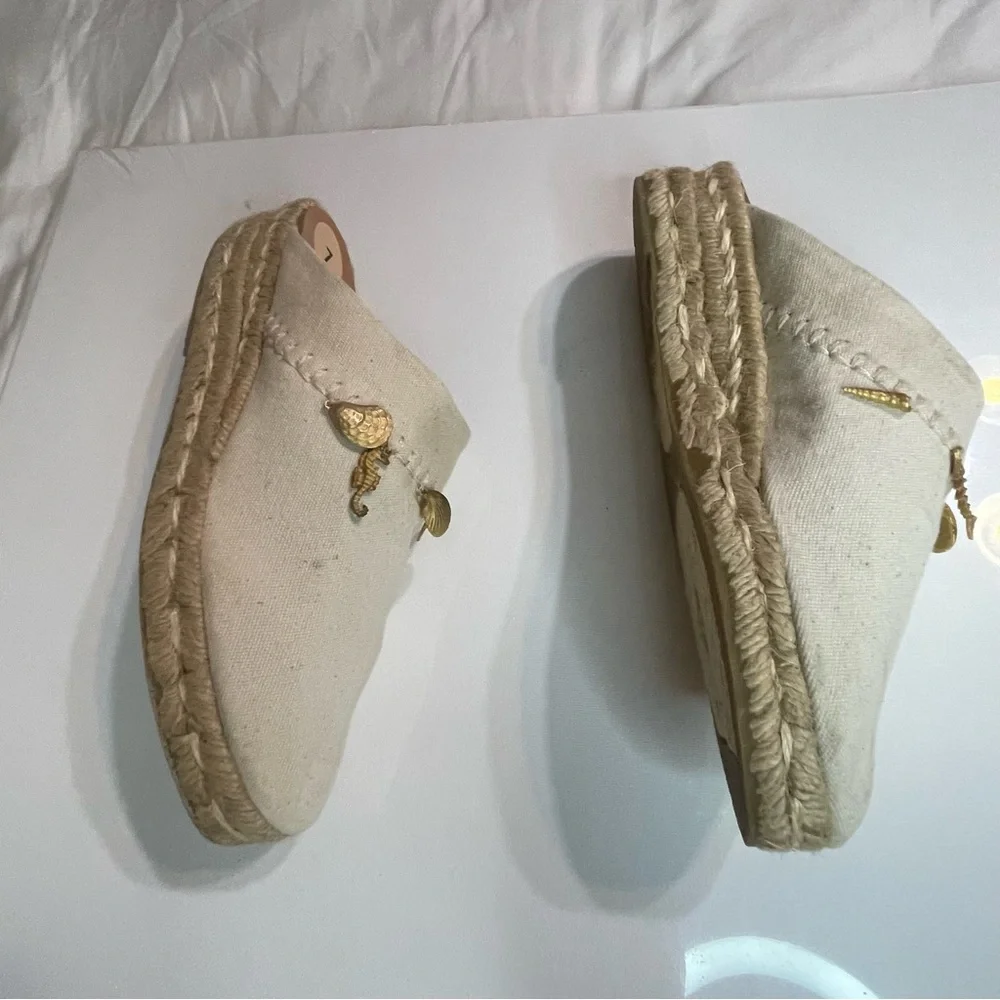 Talbots  Beige‎ Espadrille Mules with Gold Charms